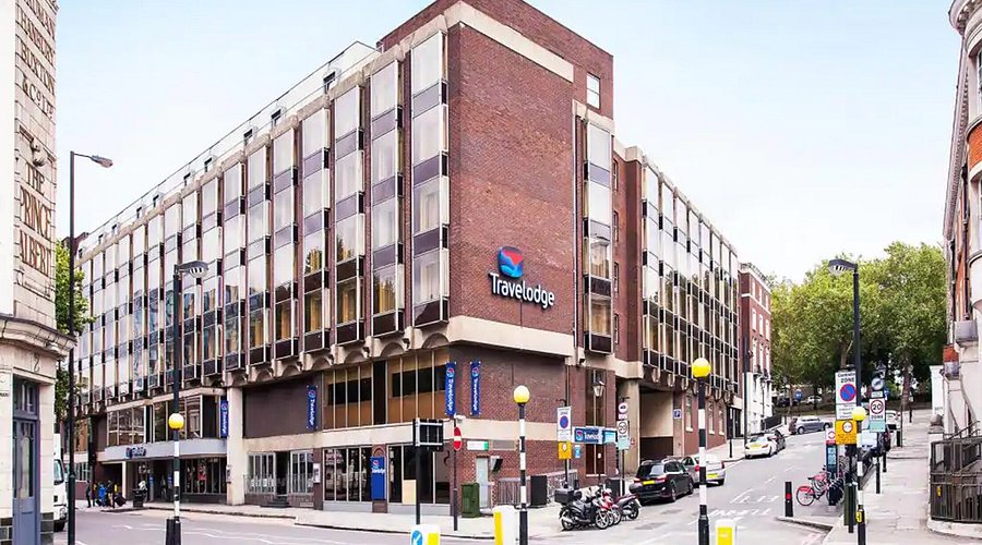 Budget-Friendly Stays in Shanghai: Where to Stay Without Breaking the Bank
